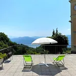 Casa Al Campanile Terrace, Leonardoshome Apartament Trarego