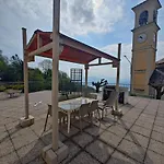 Appartamento Casa Al Campanile Terrace, Leonardoshome Trarego