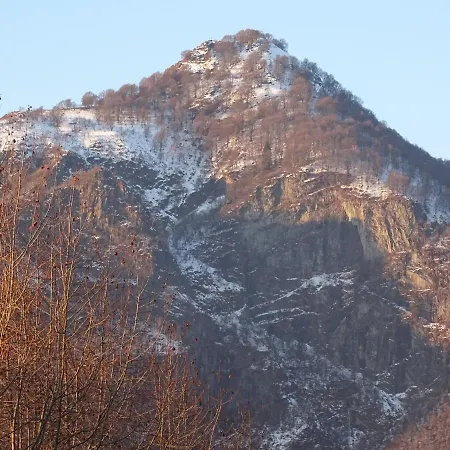 Casa Al Campanile Terrace, Leonardoshome * Trarego