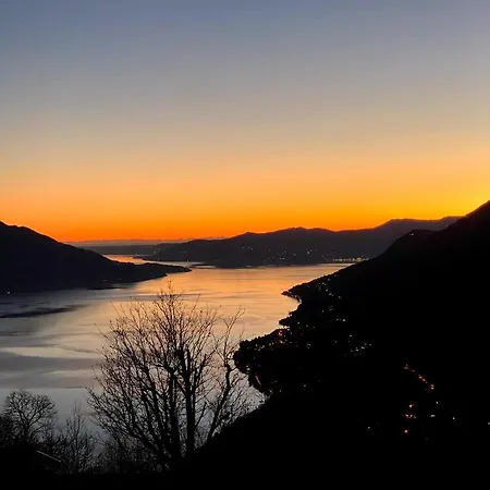 Casa Al Campanile Terrace, Leonardoshome Trarego
