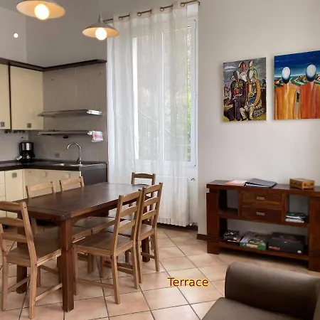 Casa Al Campanile Terrace, Leonardoshome Daire *