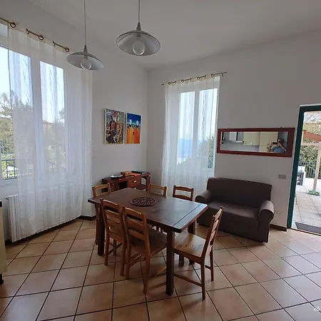 Casa Al Campanile Terrace, Leonardoshome Apartman Trarego
