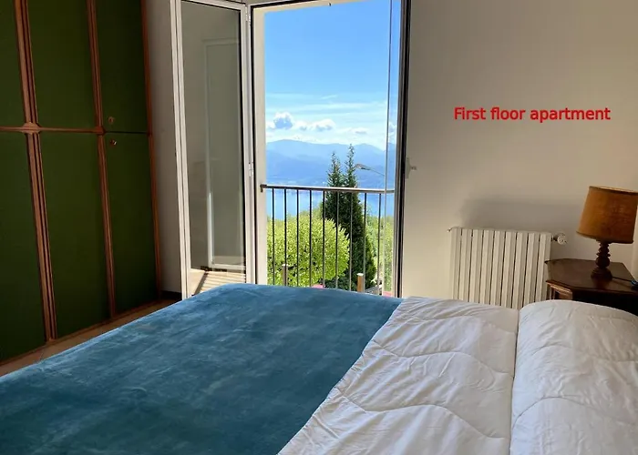 Casa Al Campanile Terrace, Leonardoshome Lejlighed Trarego