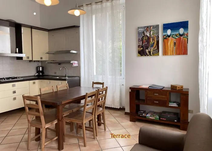 Casa Al Campanile Terrace, Leonardoshome アパート *