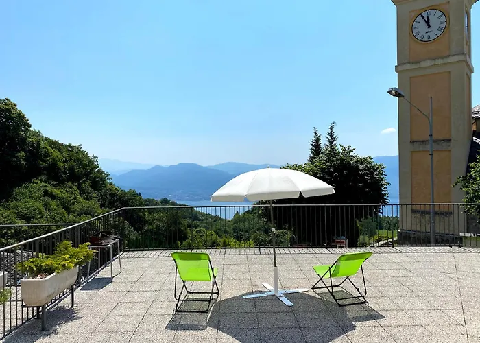 Casa Al Campanile Terrace, Leonardoshome Lejlighed Trarego